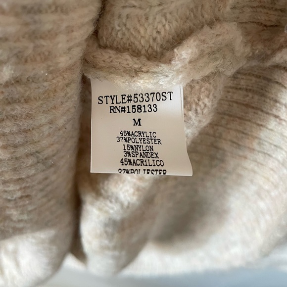 New Pink Clover Nneka Zip Collared Sweater from Stitch Fix - Picture 12 of 13